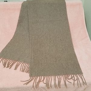 Cashmere scarf